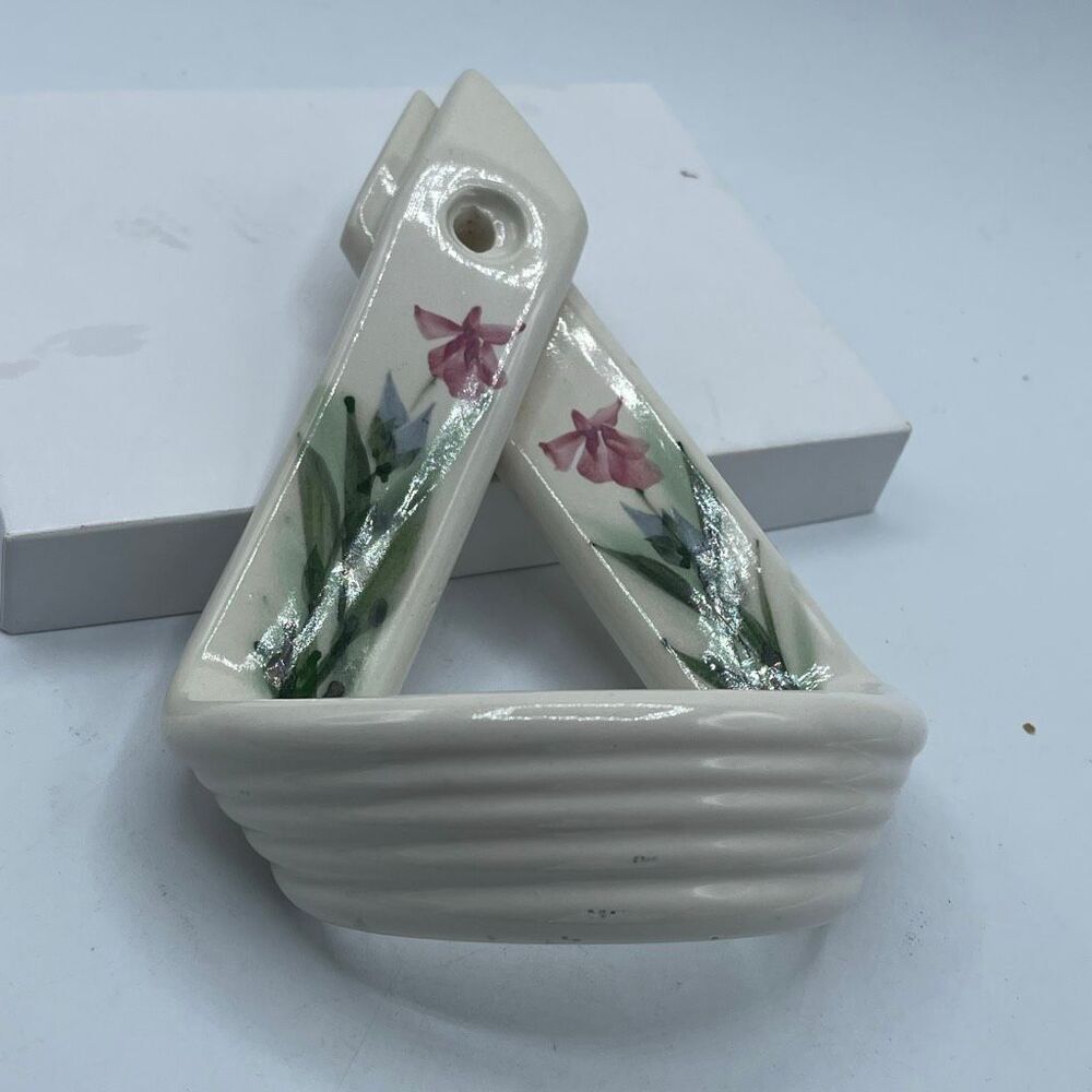 Art Pottery pink Iris towel holder. - Picture 2 of 6